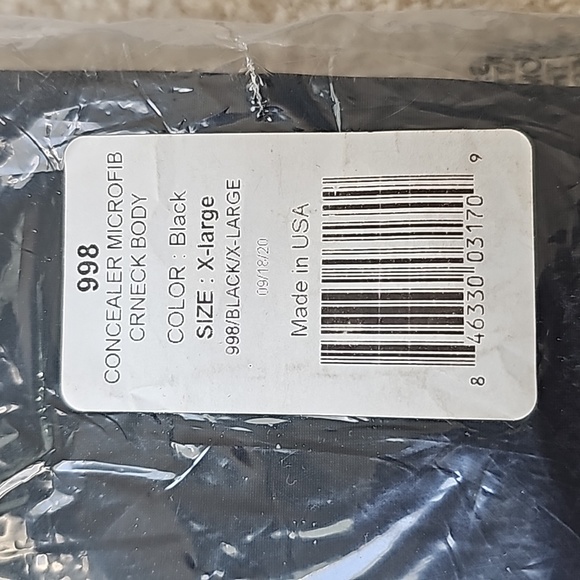 Underworks Concealer Microfiber Crewneck Shaper XL for Gynecomastia & Binding - Picture 2 of 6